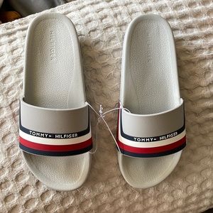 tommy hilfiger, size 8 men, UNWORN/WITH TAGS
